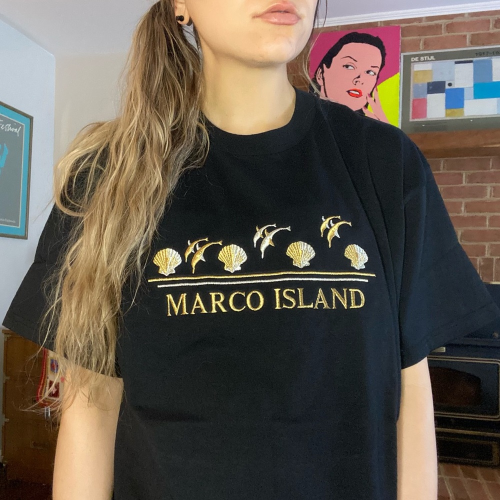 Vintage 90s Deadstock Marco Island Dolphin Sea Shell Tee Metallic Silver…